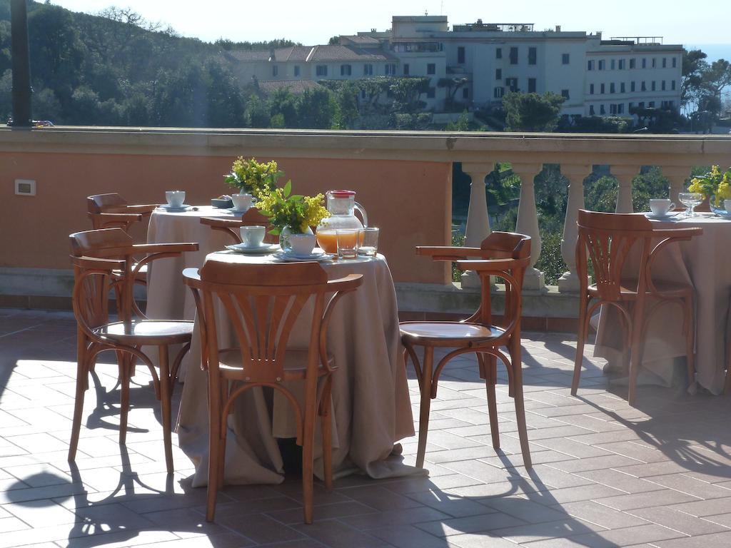 Hotel La Vedetta Ливорно Экстерьер фото